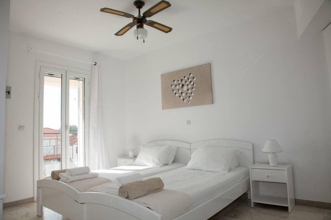 Cavaliere Houses Lixouri Buitenkant foto